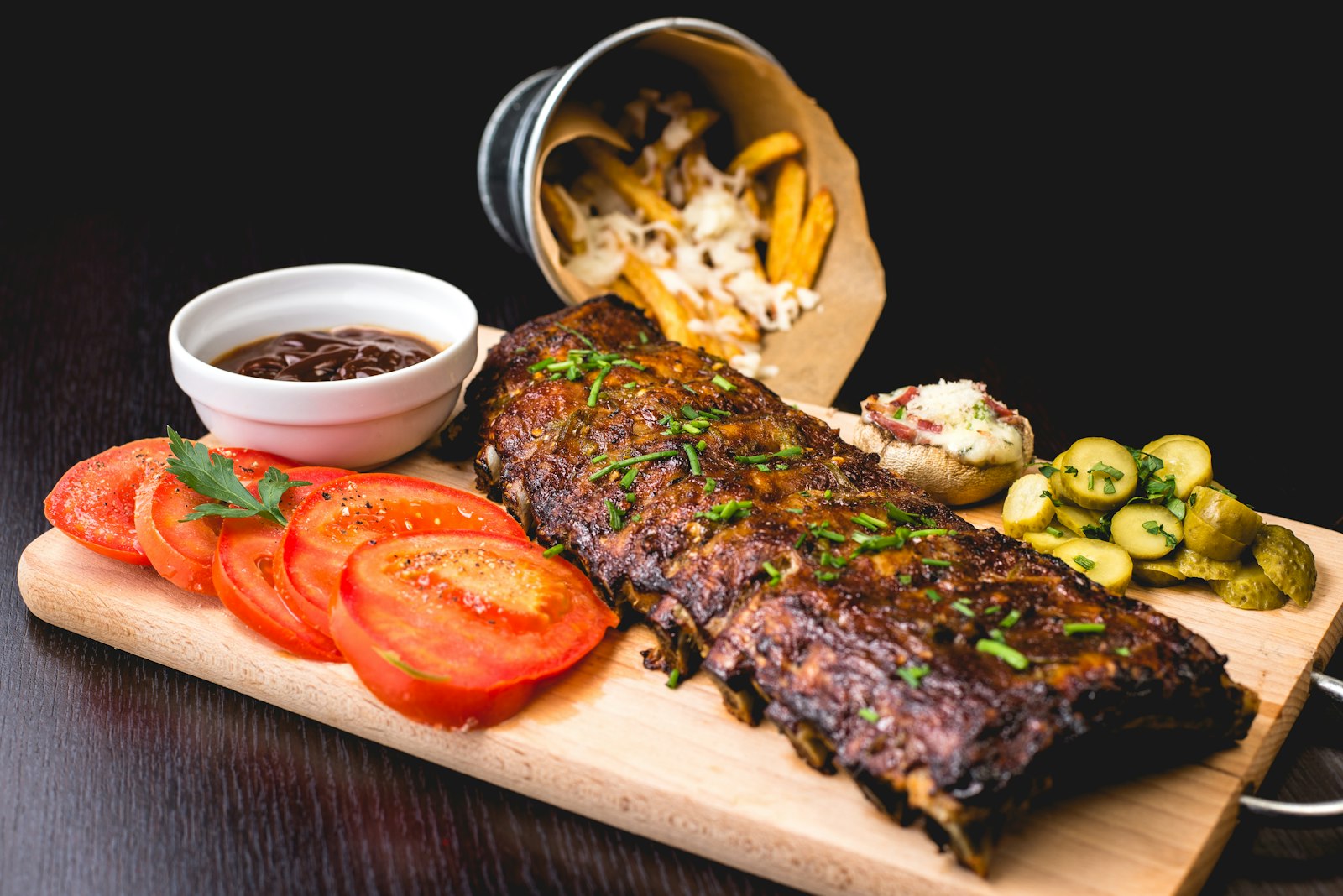 Wood-fired ribs board